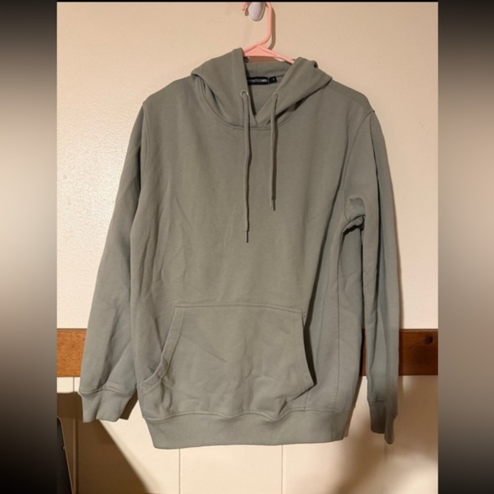 PrettyLittleThing olive green hoodie size small
